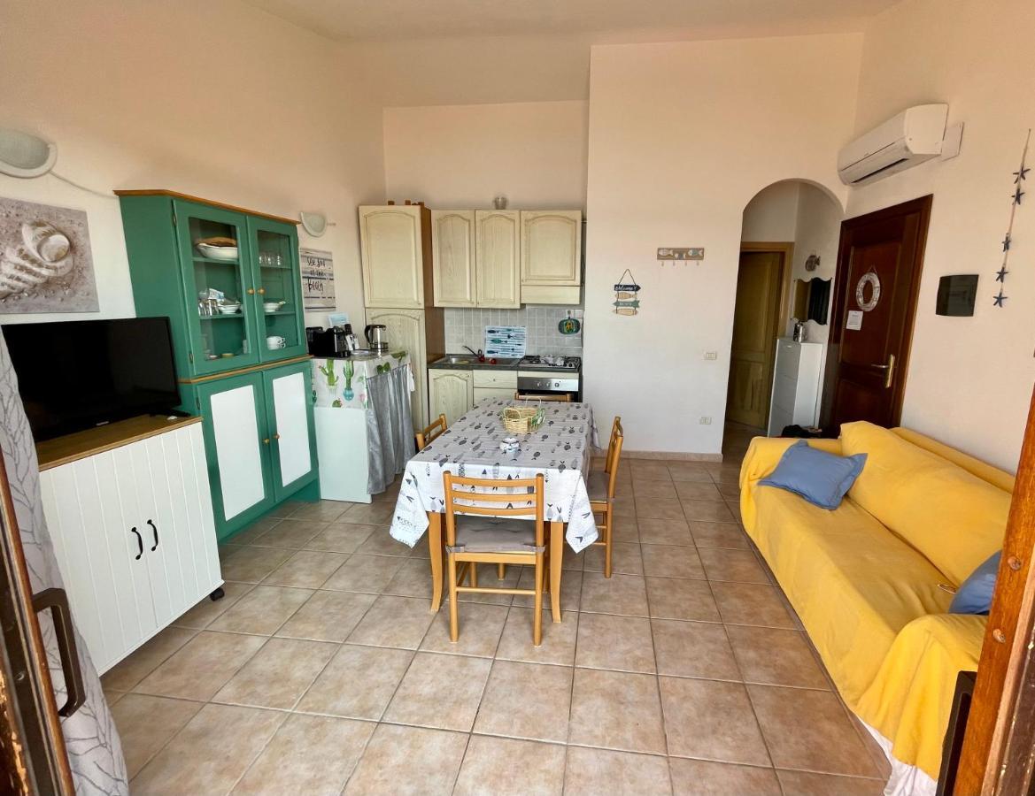 Appartamento Fronte Mare Residence Weber Ла-Маддалена Экстерьер фото